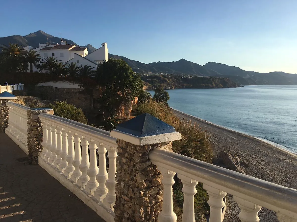 Rubarsal, Nerja Bluewater Villas
